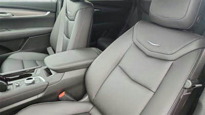 2026 Cadillac XT5 Luxury