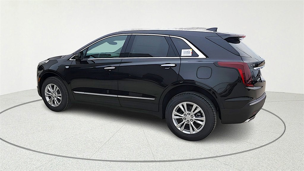 2026 Cadillac XT5 Luxury