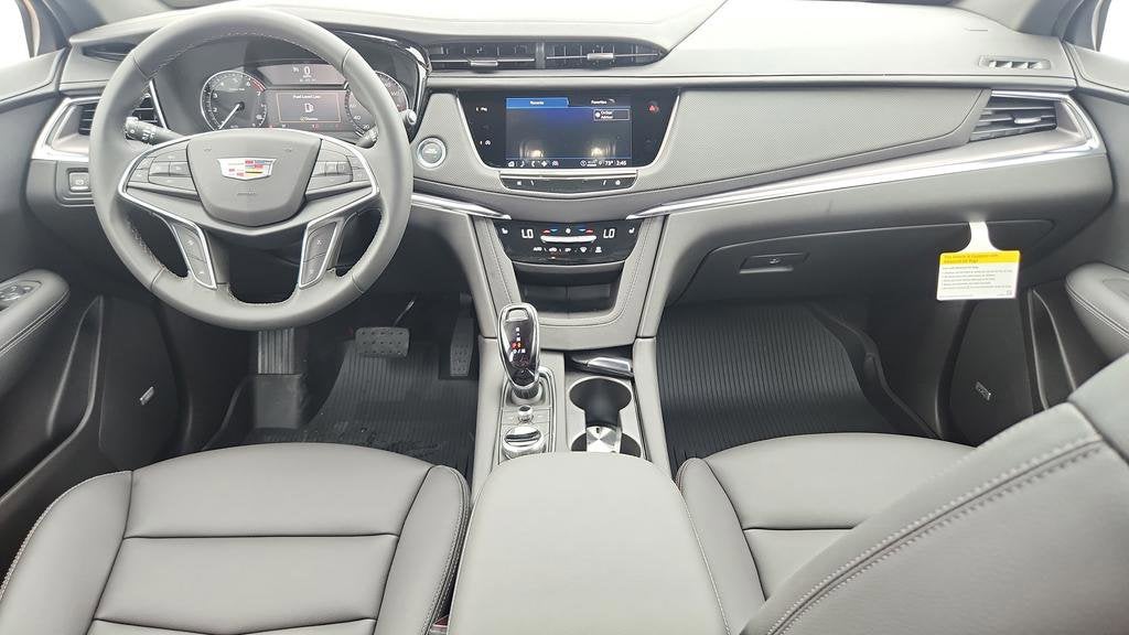 2026 Cadillac XT5 Luxury