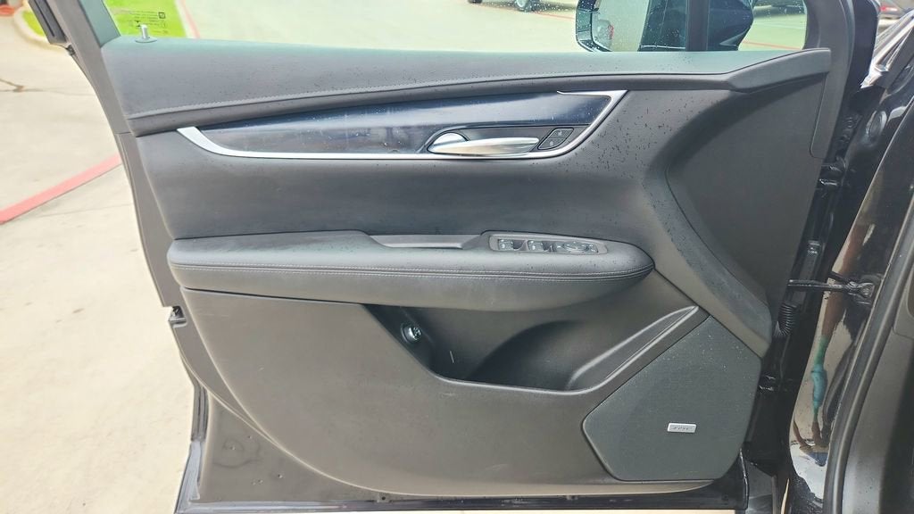 2022 Cadillac XT5 Luxury