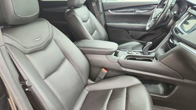 2022 Cadillac XT5 Luxury