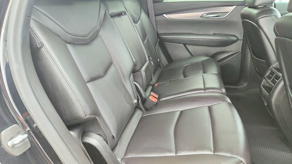 2022 Cadillac XT5 Luxury
