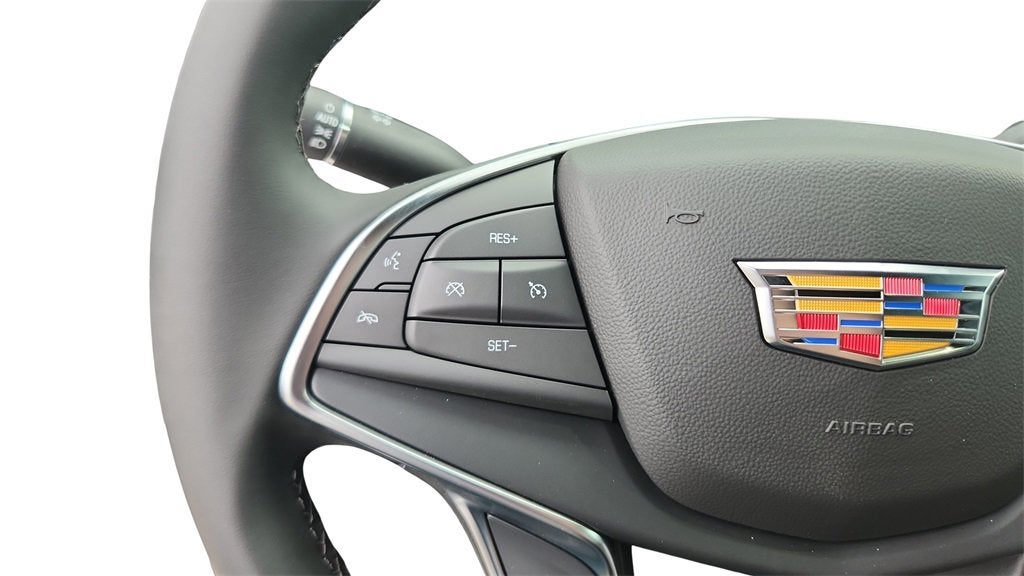 2026 Cadillac XT5 Luxury