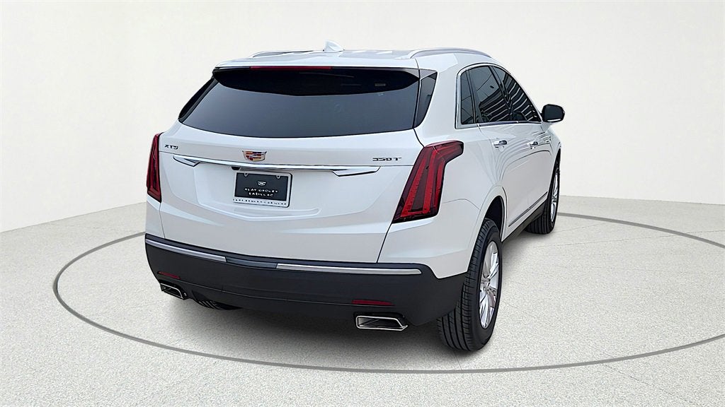 2026 Cadillac XT5 Luxury