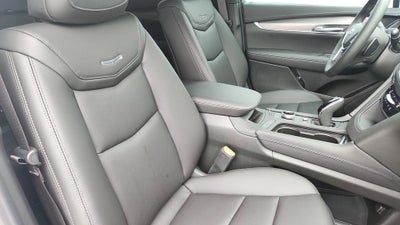 2026 Cadillac XT5 Luxury