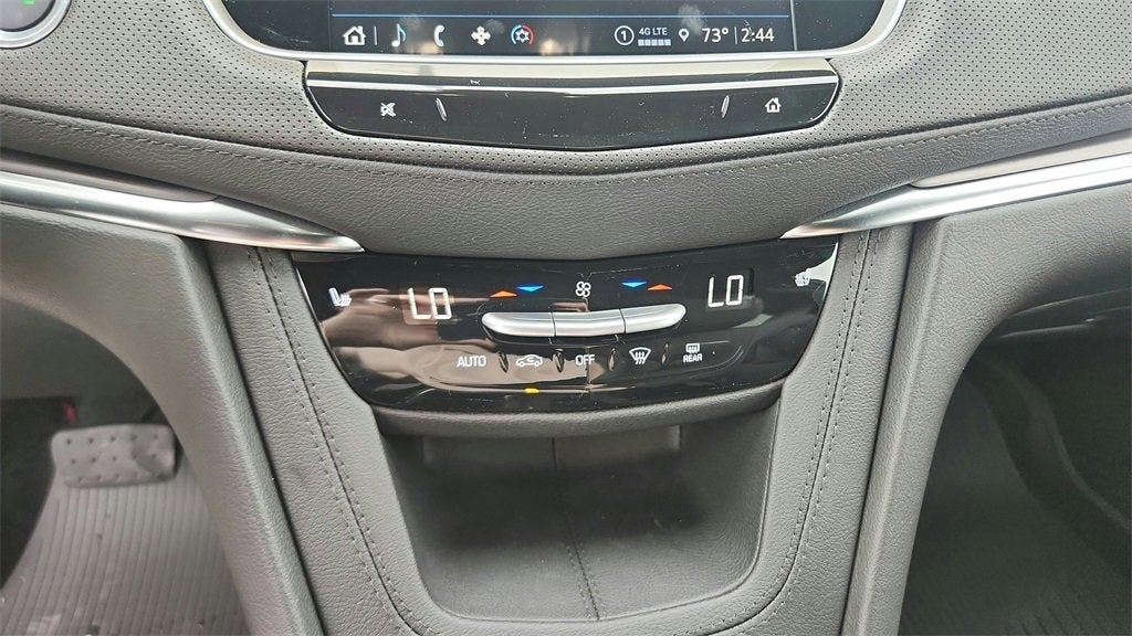 2026 Cadillac XT5 Luxury