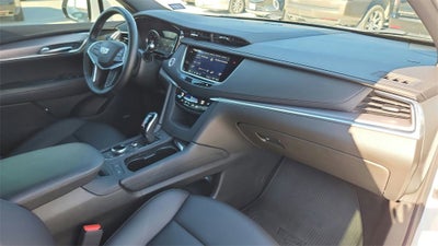 2025 Cadillac XT5 Luxury