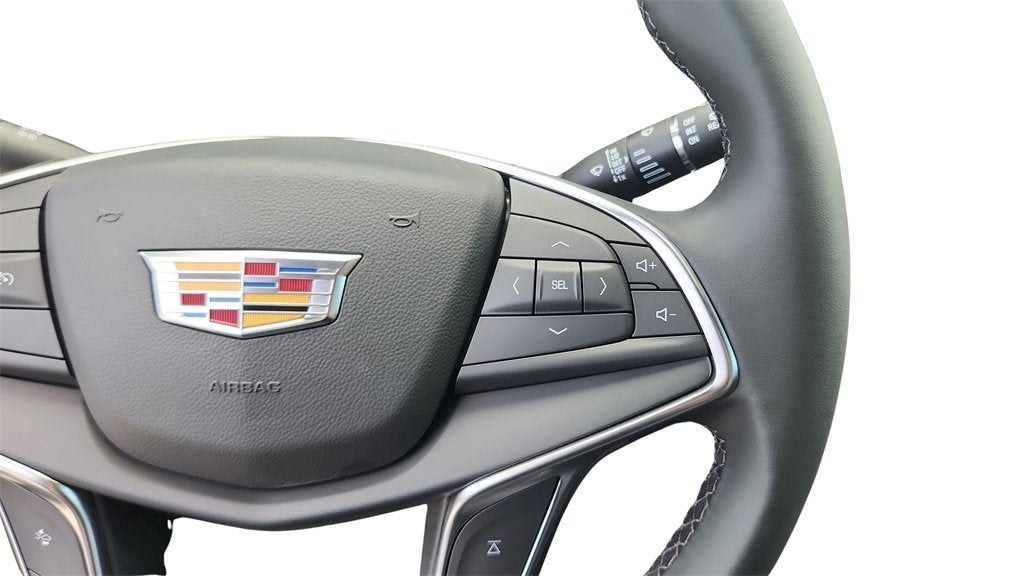 2026 Cadillac XT5 Luxury