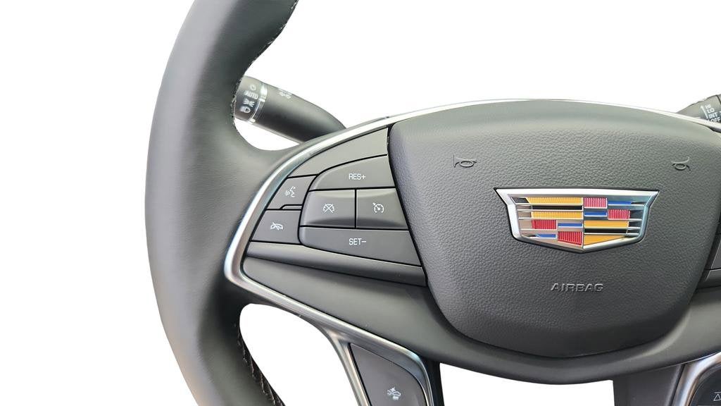 2026 Cadillac XT5 Luxury