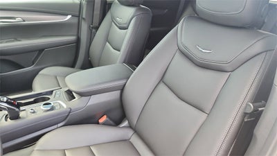 2026 Cadillac XT5 Luxury