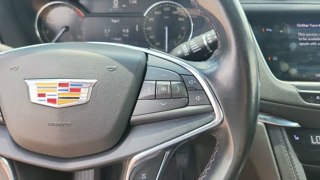 2023 Cadillac XT5 Luxury