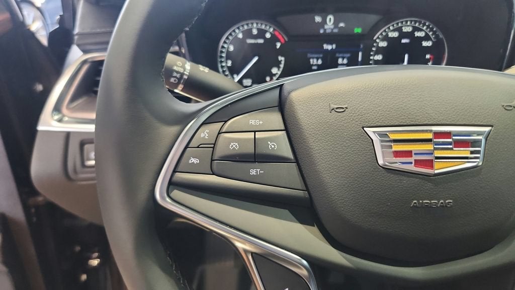 2026 Cadillac XT5 Luxury