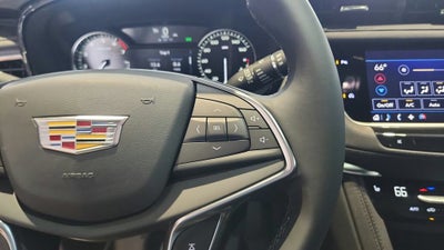 2026 Cadillac XT5 Luxury