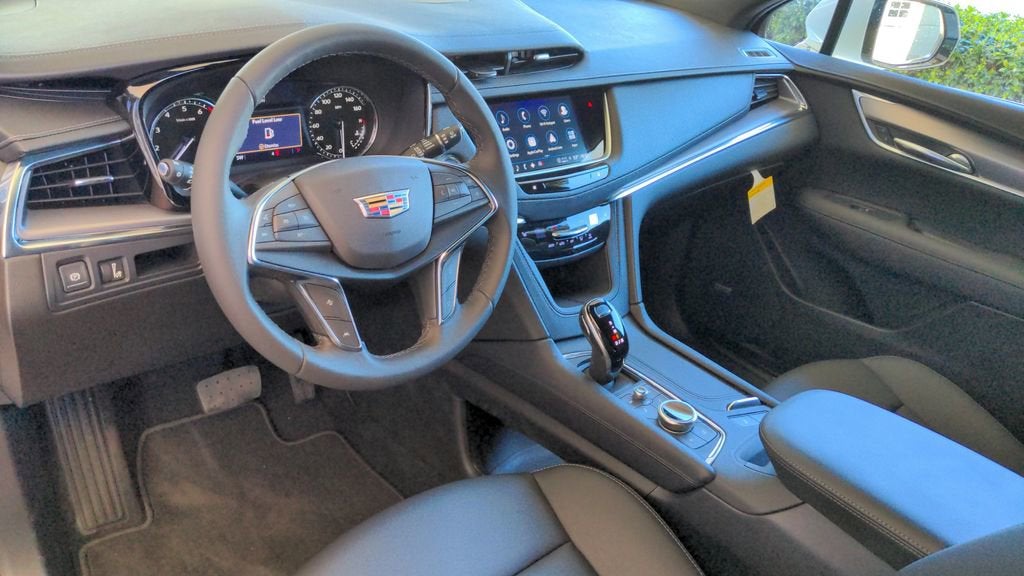 2022 Cadillac XT5 Luxury