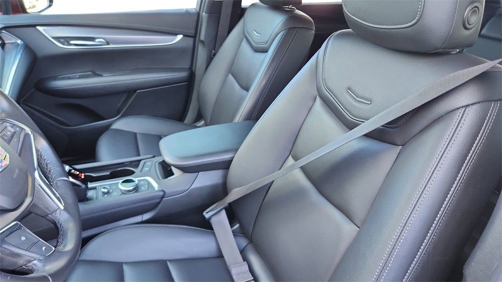 2023 Cadillac XT5 Luxury