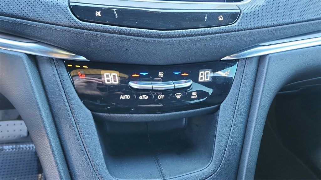 2023 Cadillac XT5 Luxury