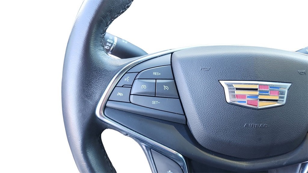 2023 Cadillac XT5 Luxury