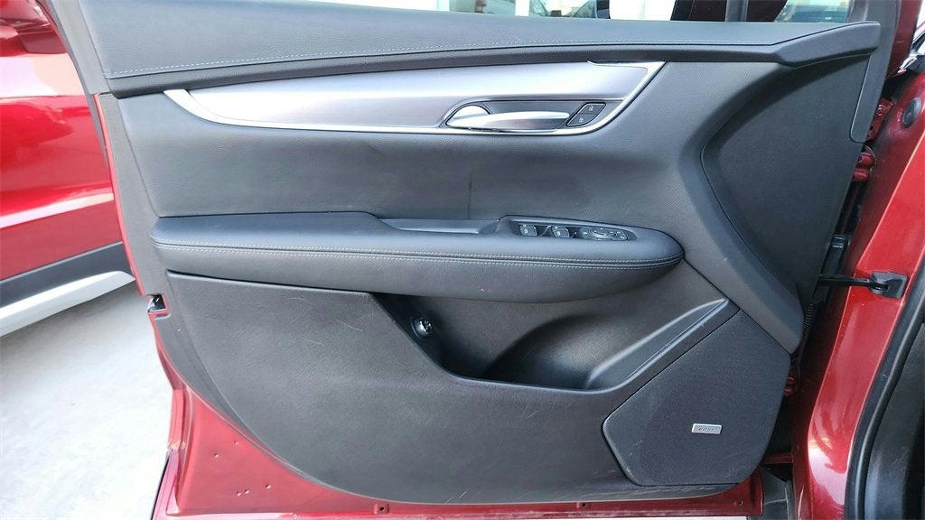 2023 Cadillac XT5 Luxury