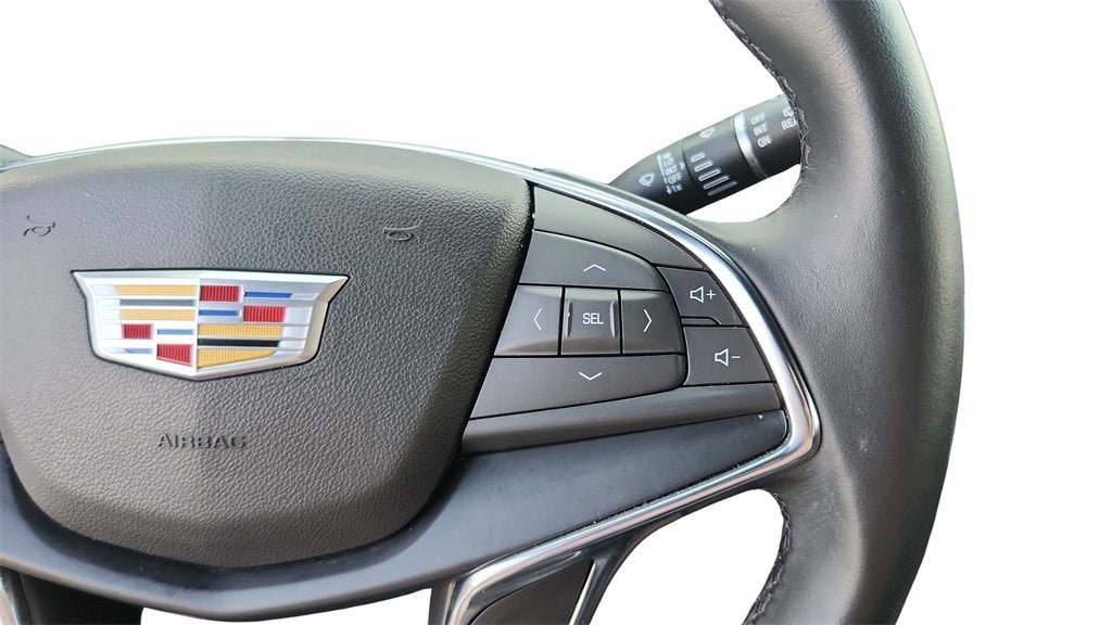 2021 Cadillac XT5 Luxury