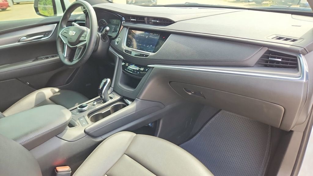 2024 Cadillac XT5 Luxury
