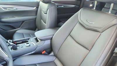 2026 Cadillac XT5 Luxury