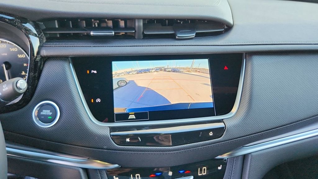 2026 Cadillac XT5 Luxury