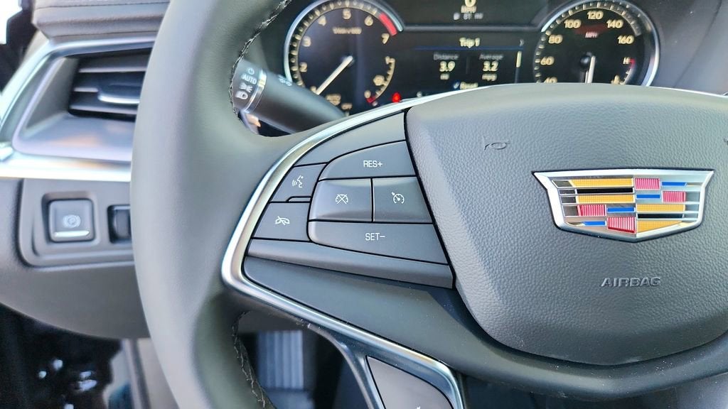 2026 Cadillac XT5 Luxury