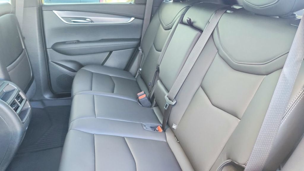 2026 Cadillac XT5 Luxury