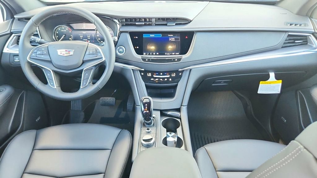 2026 Cadillac XT5 Luxury