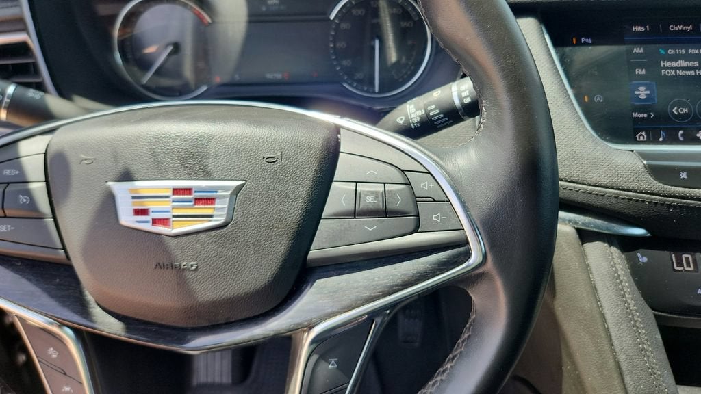2022 Cadillac XT5 Premium Luxury