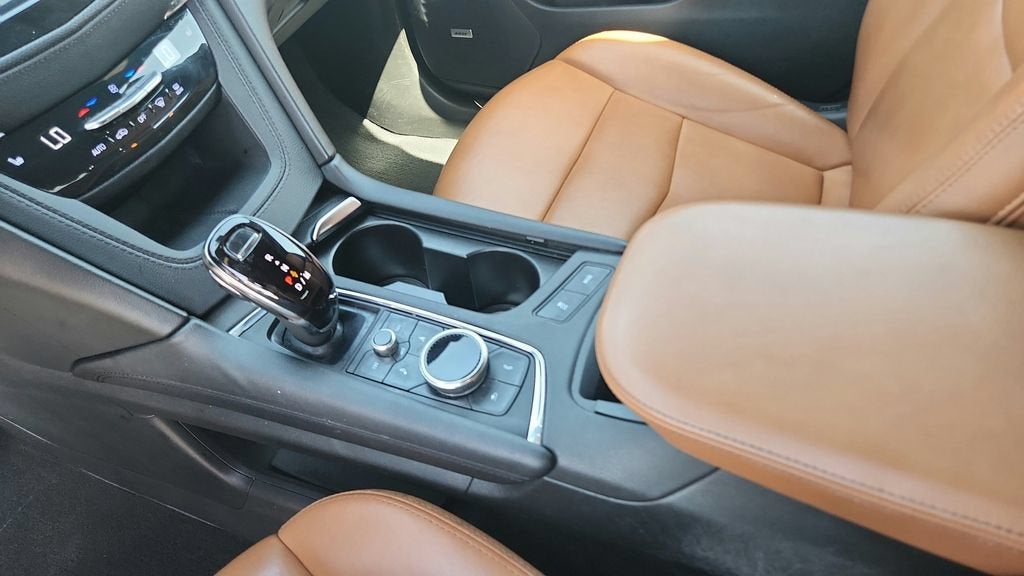 2023 Cadillac XT5 FWD Premium Luxury