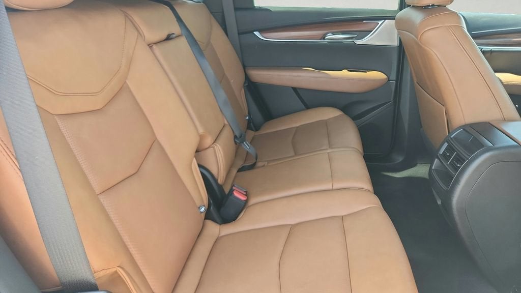 2023 Cadillac XT5 FWD Premium Luxury