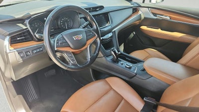 2023 Cadillac XT5 FWD Premium Luxury