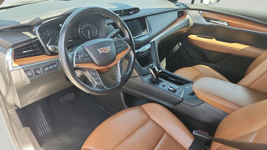 2023 Cadillac XT5 FWD Premium Luxury