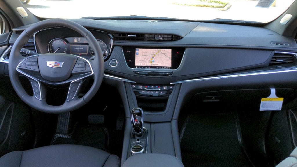 2023 Cadillac XT5 FWD Premium Luxury