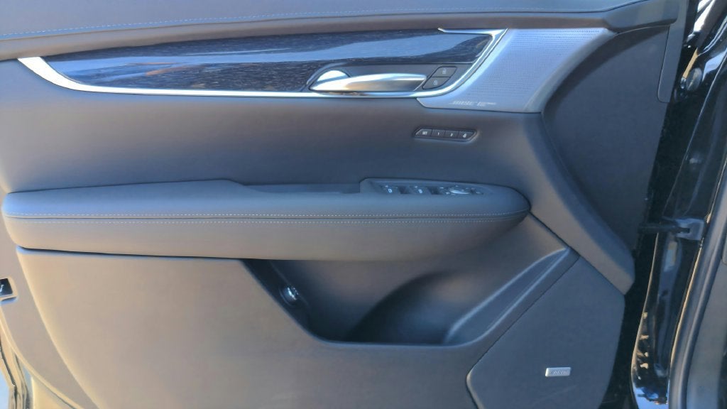 2023 Cadillac XT5 FWD Premium Luxury