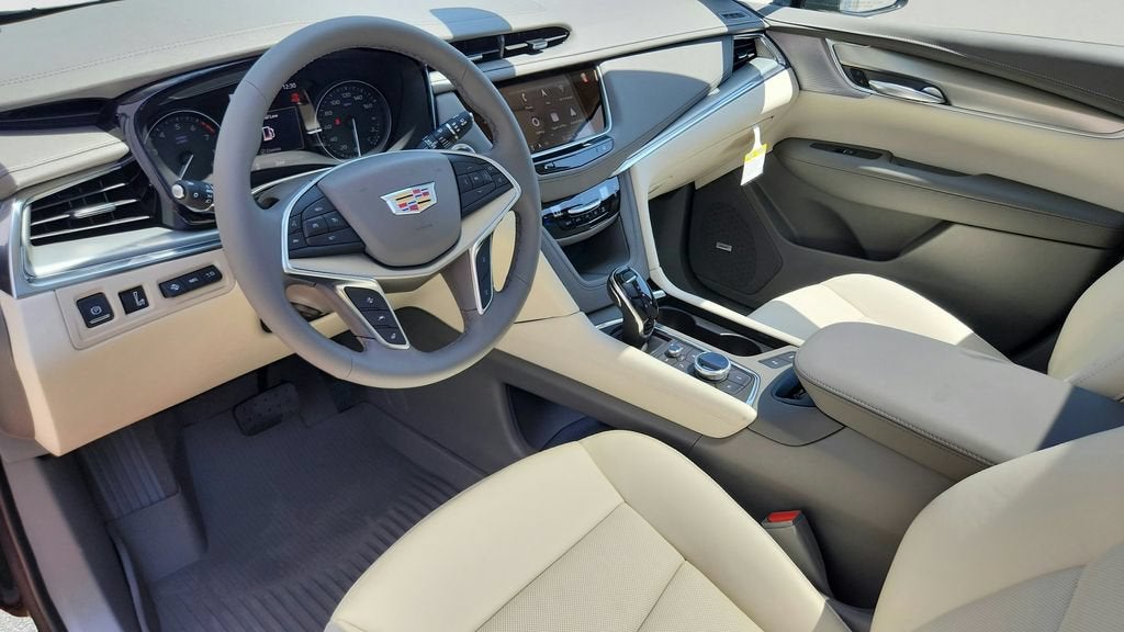 2026 Cadillac XT5 Premium Luxury - Photo 9