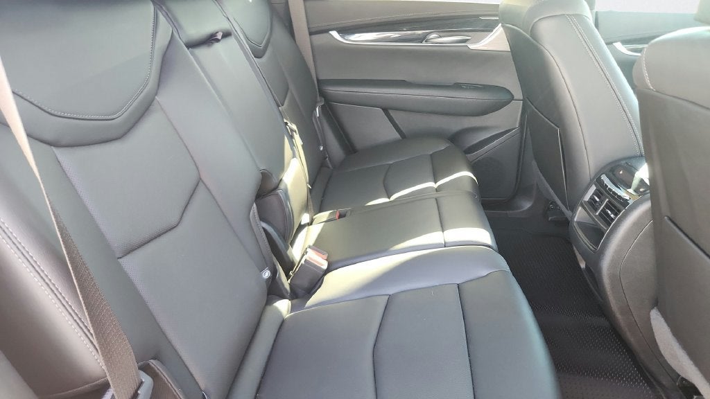 2023 Cadillac XT5 FWD Premium Luxury