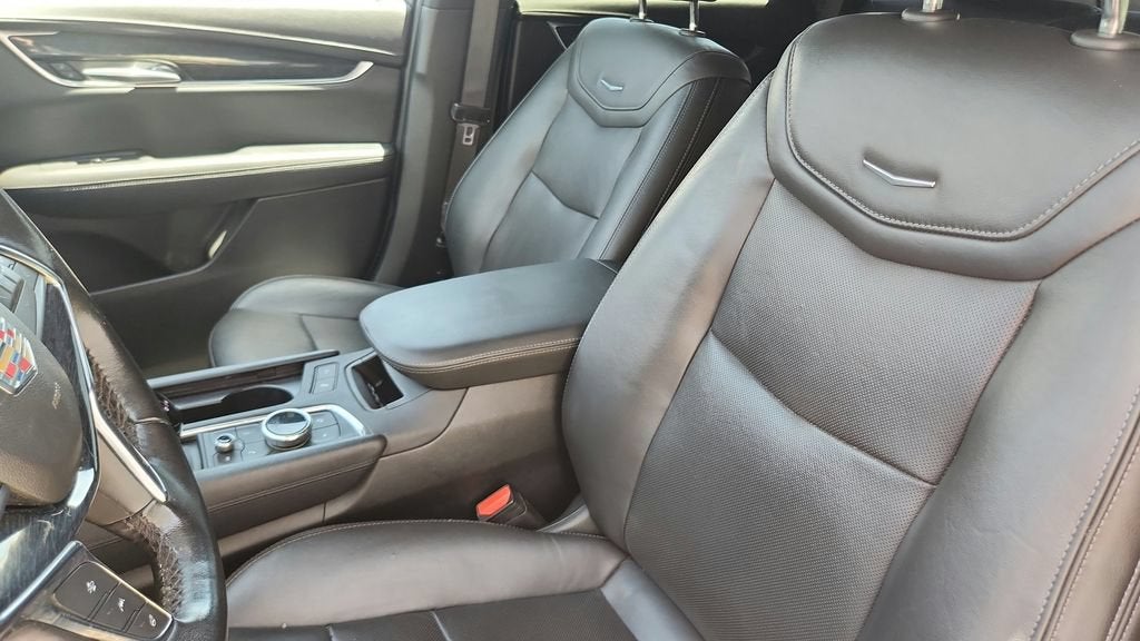 2021 Cadillac XT5 FWD Premium Luxury
