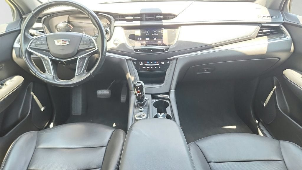 2021 Cadillac XT5 FWD Premium Luxury