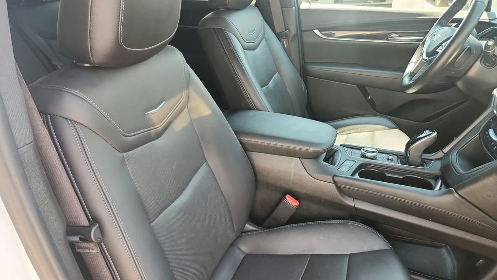 2021 Cadillac XT5 FWD Premium Luxury
