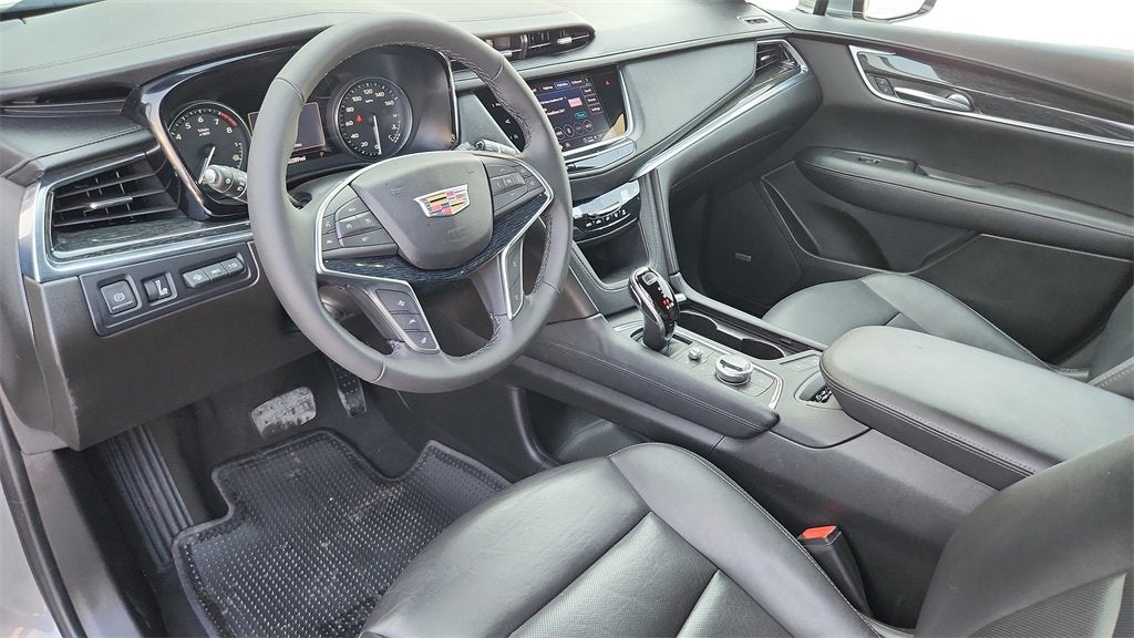 2022 Cadillac XT5 Premium Luxury