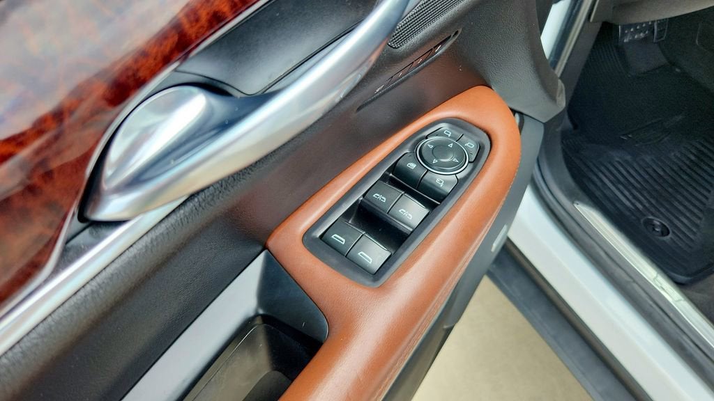 2019 Cadillac XT5 Premium Luxury FWD