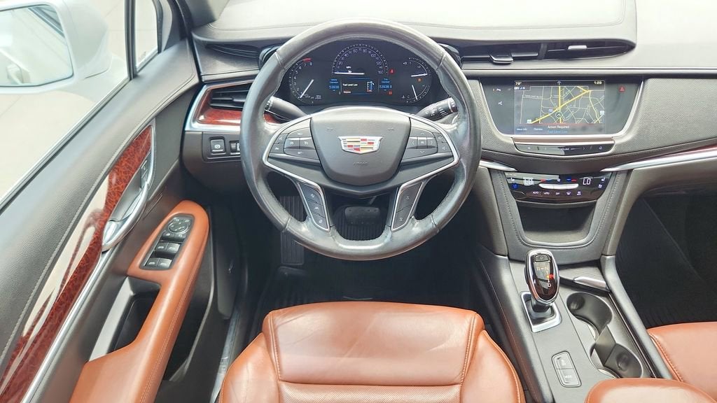 2019 Cadillac XT5 Premium Luxury FWD