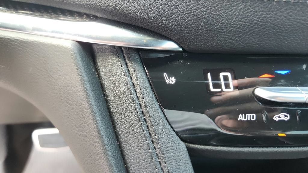 2024 Cadillac XT5 Sport