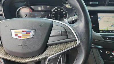 2024 Cadillac XT5 Sport