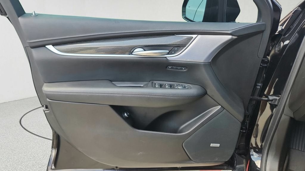 2024 Cadillac XT5 Sport