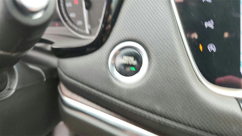 2023 Cadillac XT5 Sport