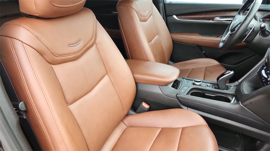 2023 Cadillac XT5 Sport