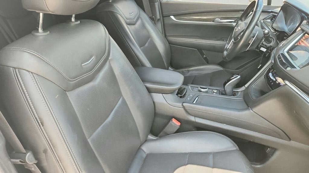 2022 Cadillac XT5 AWD Sport